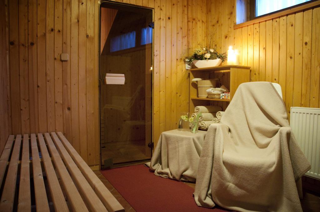 Privat Jasmin Apartman Menguszfalva Szoba fotó